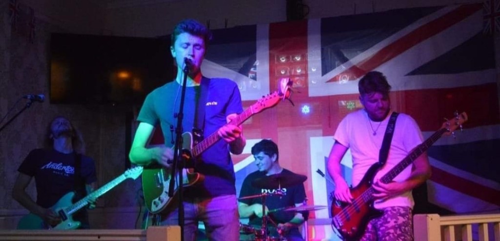 Get Your Mood Lifted by Casual Scene’s Shimmering Single “Pure&nbsp;Life”